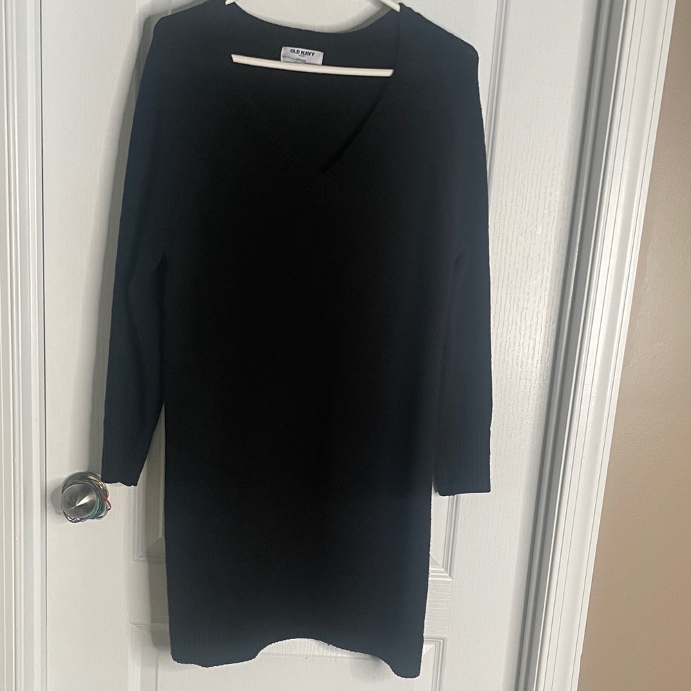 Old Navy Black Long Sleeve Sweater Dress